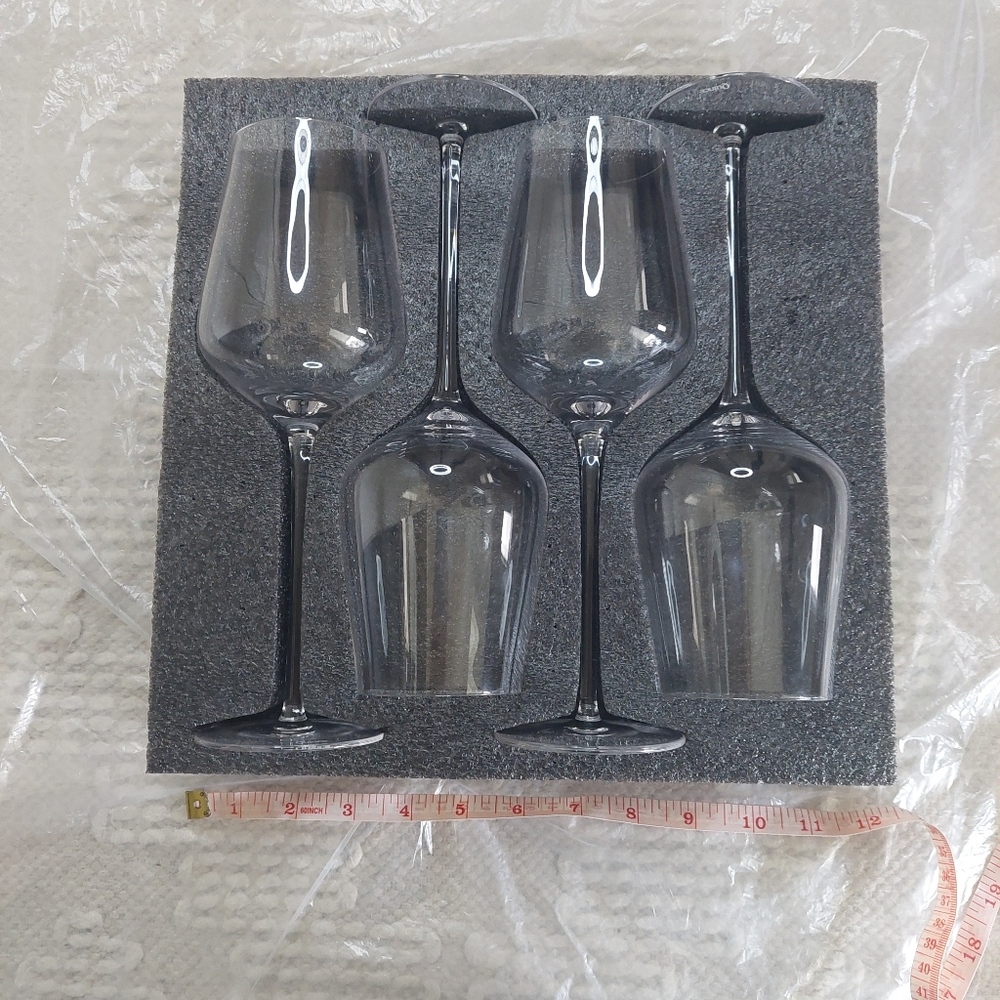 NWOT! Quince Mouth Blown White Wine Glass! Set Of 4! (W1) - Picture 5 of 8